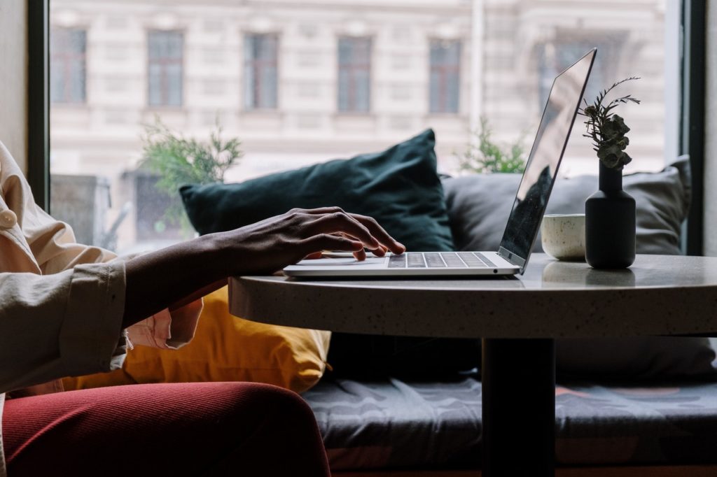 Ensure 100% Learning when Teaching Online Effective Online Classes